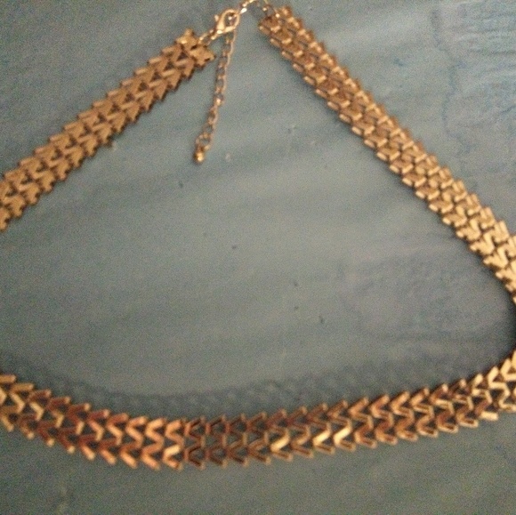 🌈NEW🍀Necklace by Statements📿silver color - Picture 8 of 13